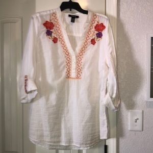 Super & Co Sz XL embroidered blouse
